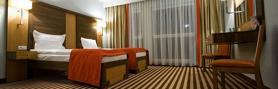 POZNANSKI отели в Польше Познани апартаменты ресторан мероприятия