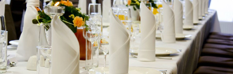 POZNANSKI отели в Польше Познани апартаменты ресторан мероприятия