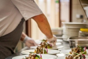 POZNANSKI отели в Польше Познани апартаменты ресторан мероприятия